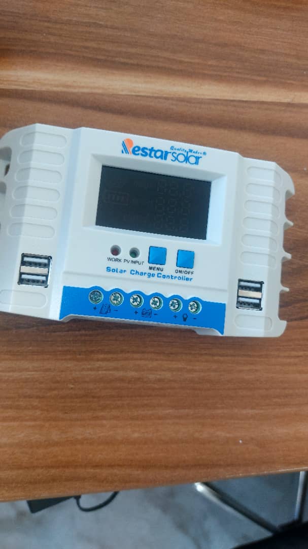 تصویر کنترل شارژر